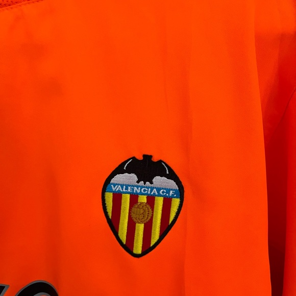 Valencia Alternative Jersey- Pablo Aimar - Picture 5 of 9